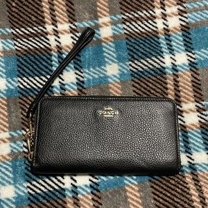Wallet. Wristlet